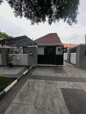 3bdrm Apartment in Mbora, Central Business District for sale