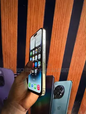 Apple iPhone 14 Pro 256 GB Gold