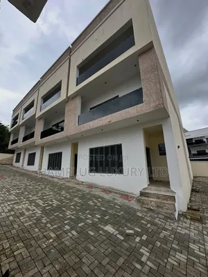 4bdrm Townhouse/Terrace in Apo for sale