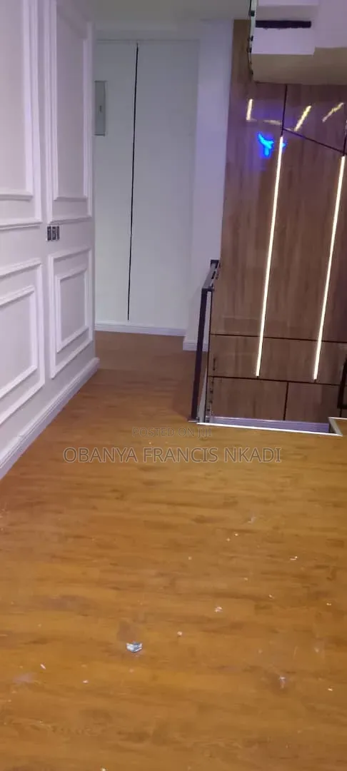Floors Installation
