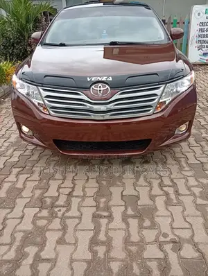 Toyota Venza AWD 2011 Brown