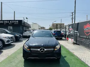 Mercedes-Benz GLC-Class 2017 Black