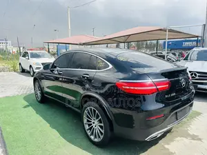 Mercedes-Benz GLC-Class 2017 Black