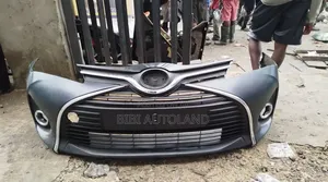 Toyota Yaris 016 Front Bumper