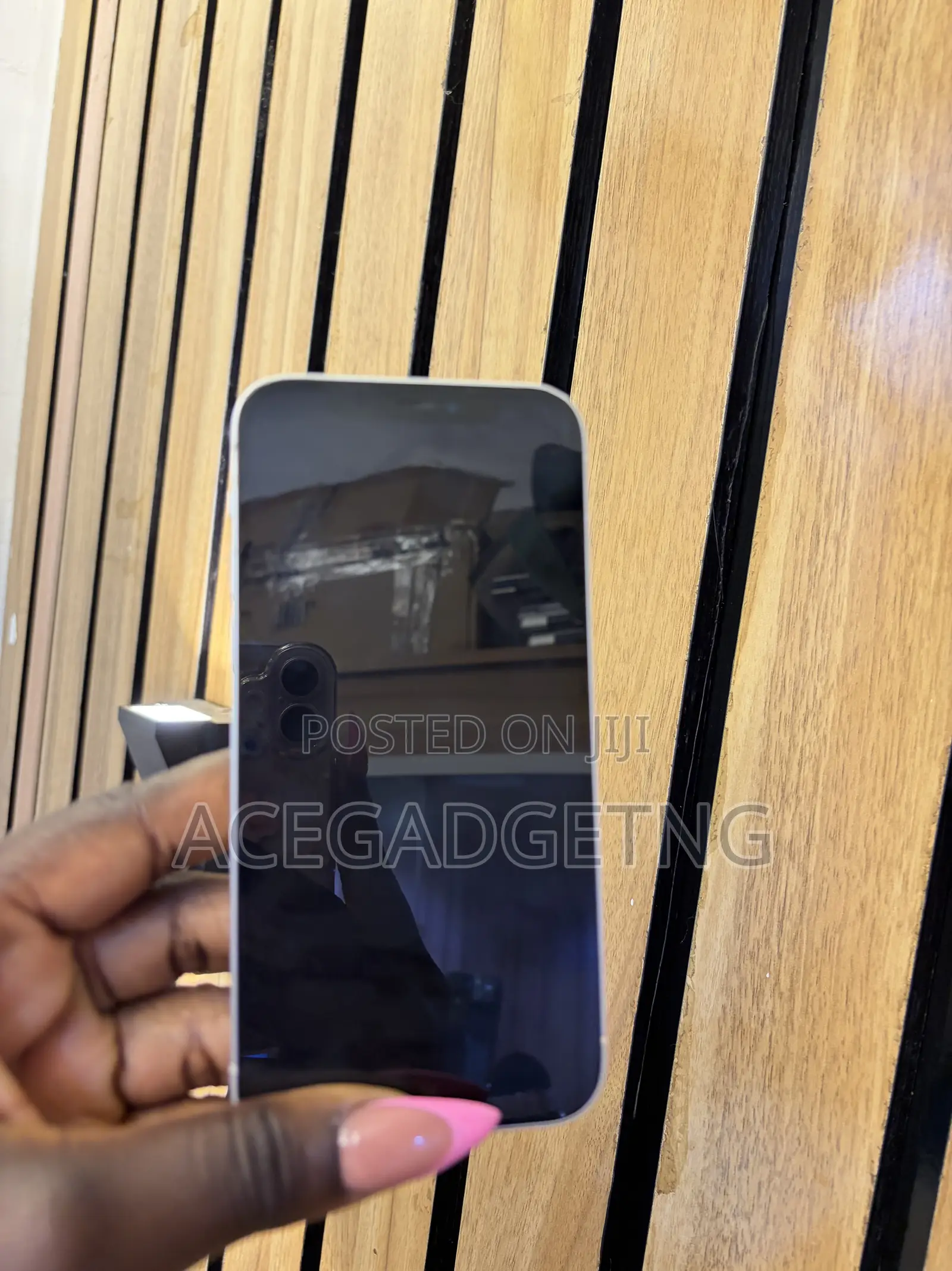 Apple iPhone 12 64 GB White