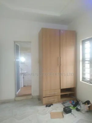 Mini Flat in Ago Palace for rent
