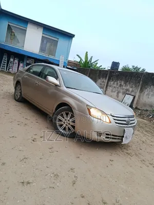 Toyota Avalon Limited 2007 Gold