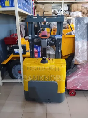 Electric Pallet Stacker 2ton