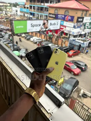 Apple iPhone 11 64 GB Black