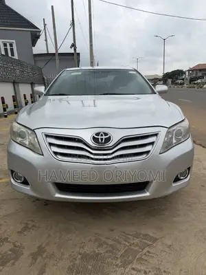 Toyota Camry 2011 Silver