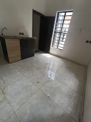 Studio Apartment in Chevy View Estate, Chevron for rent