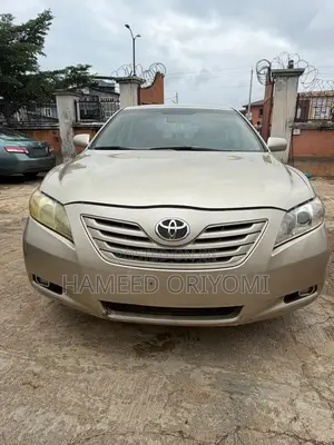 Toyota Camry 2008 Gold