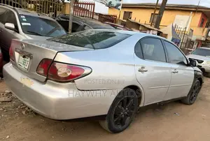 Lexus ES 300 2004 Silver