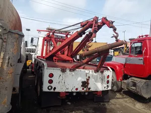 Mack Towing Truck 60 Tons