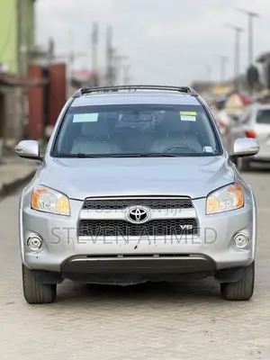 Toyota RAV4 2.5 Limited 2010 Silver