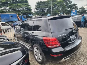 Mercedes-Benz GLK-Class 2015 Black