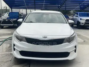 Kia Optima EX 4dr Sedan FWD (2.4L 4cyl 6A) 2017 White
