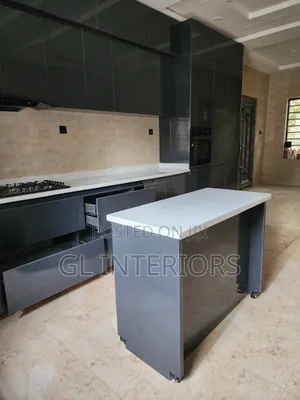 Premium Finish Modern Kitchen Cabinet