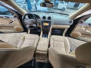 Mercedes-Benz M Class 2011 Black