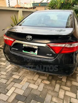 Toyota Camry 2017 Black