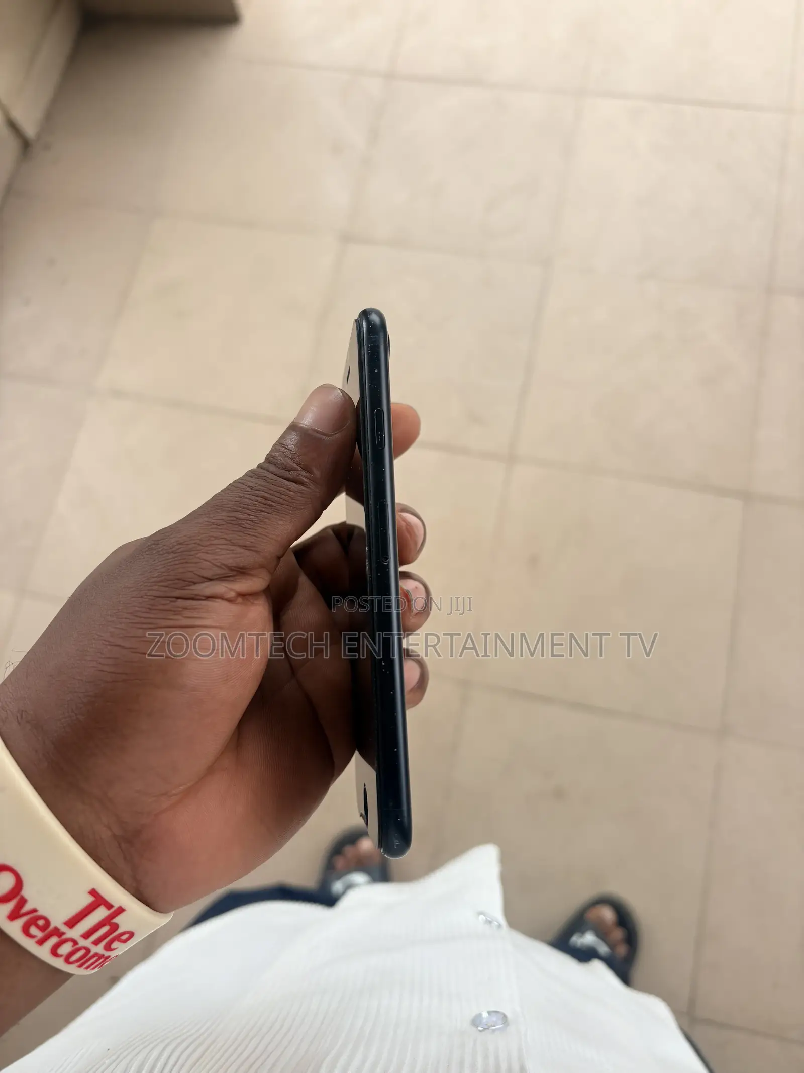 Apple iPhone SE 64 GB Black