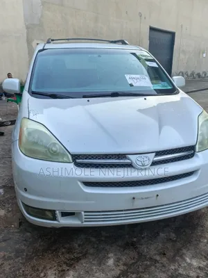 Toyota Sienna XLE Limited AWD 2005 White