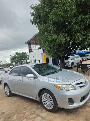 Toyota Corolla 2013 Silver