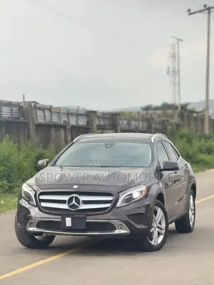 Mercedes-Benz GLA 250 2015 Gray