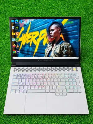 Laptop Dell Allienware M18 R1 16GB Intel Core i7 SSD 1T