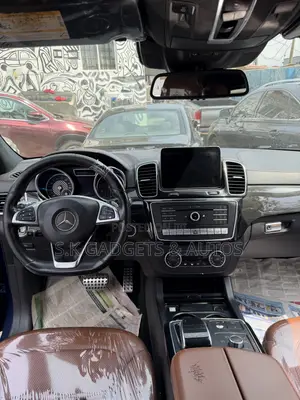 Mercedes-Benz GLE-Class 2018 Blue