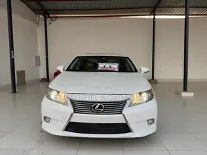 Lexus ES 2014 White