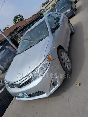 Toyota Camry 2014 Silver