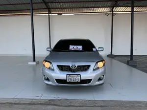 Toyota Corolla 2010 Silver
