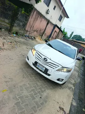 Toyota Camry 2010 White