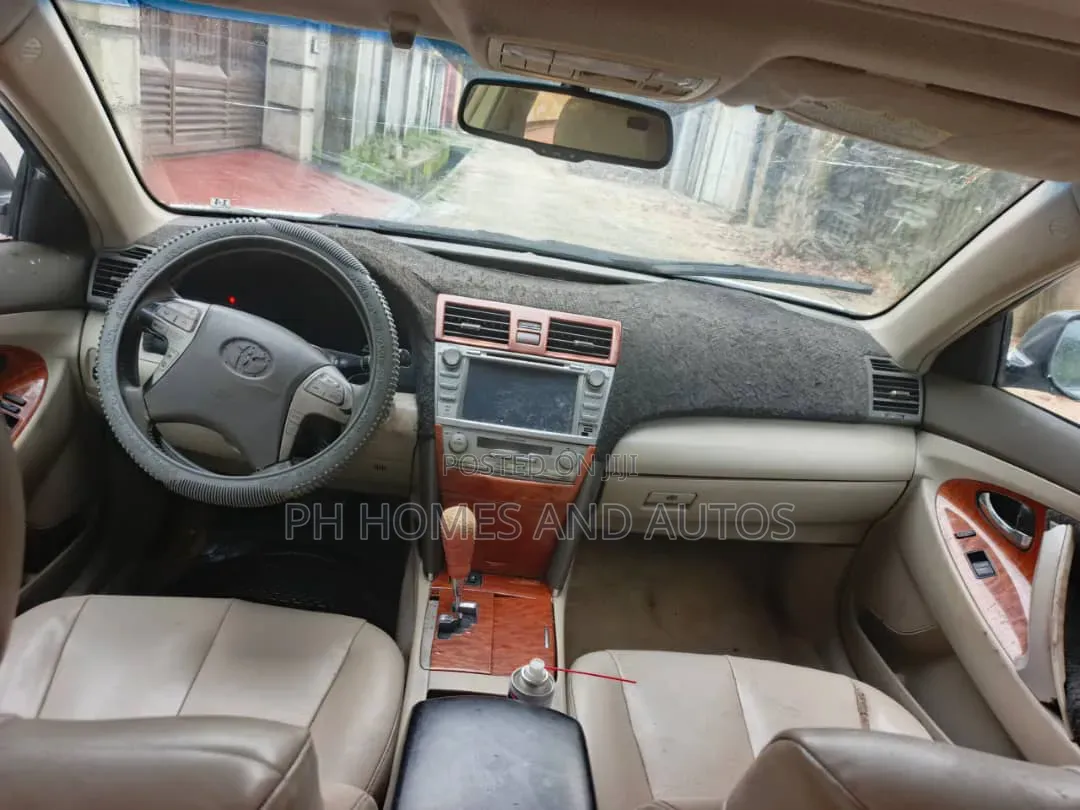 Toyota Camry 2010 White
