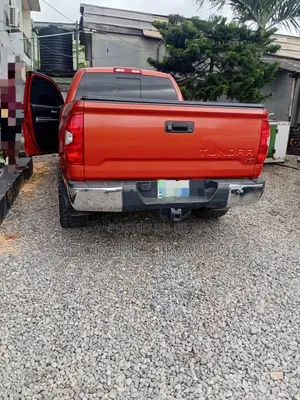 Toyota Tundra 2018 Red