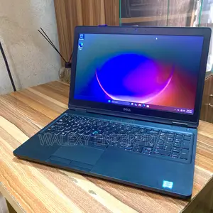 Laptop Dell Latitude 5591 8GB Intel Core i7 SSD 256GB
