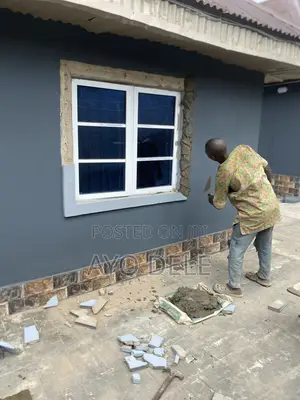 2bdrm Block of Flats in Abanise Sawmill, Akinyele for rent