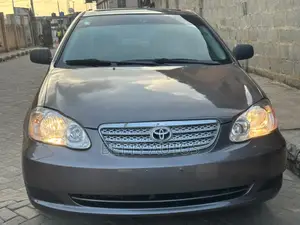 Toyota Corolla 2004 Gray