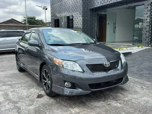 Toyota Corolla 2010 Gray