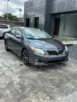 Toyota Corolla 2010 Gray