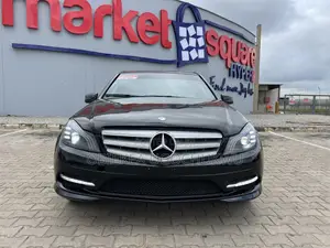 Mercedes-Benz C300 Sport 4Matic Sedan AWD (3.5L 6cyl 7A) 2013 Black