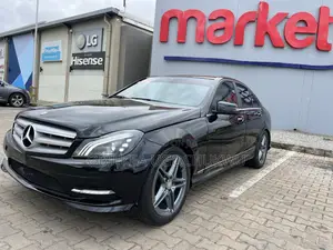 Mercedes-Benz C300 Sport 4Matic Sedan AWD (3.5L 6cyl 7A) 2013 Black