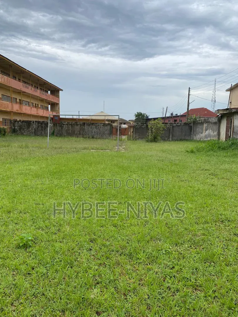School for Sell