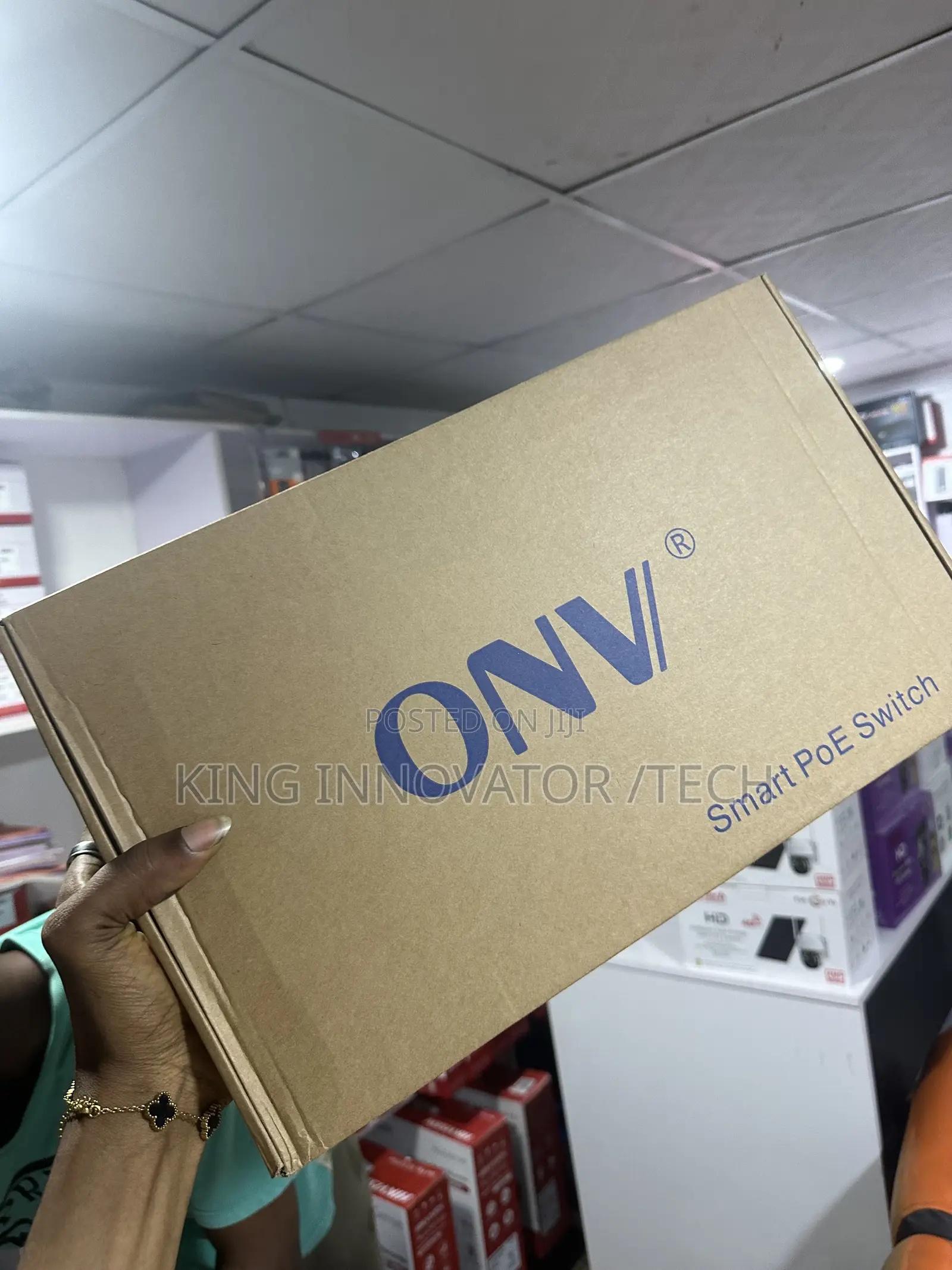 ONV Smart PoE Switch 24 Ports