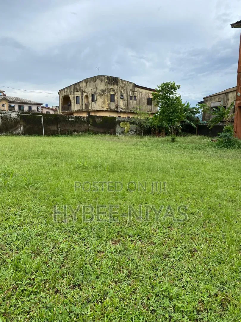 School for Sell