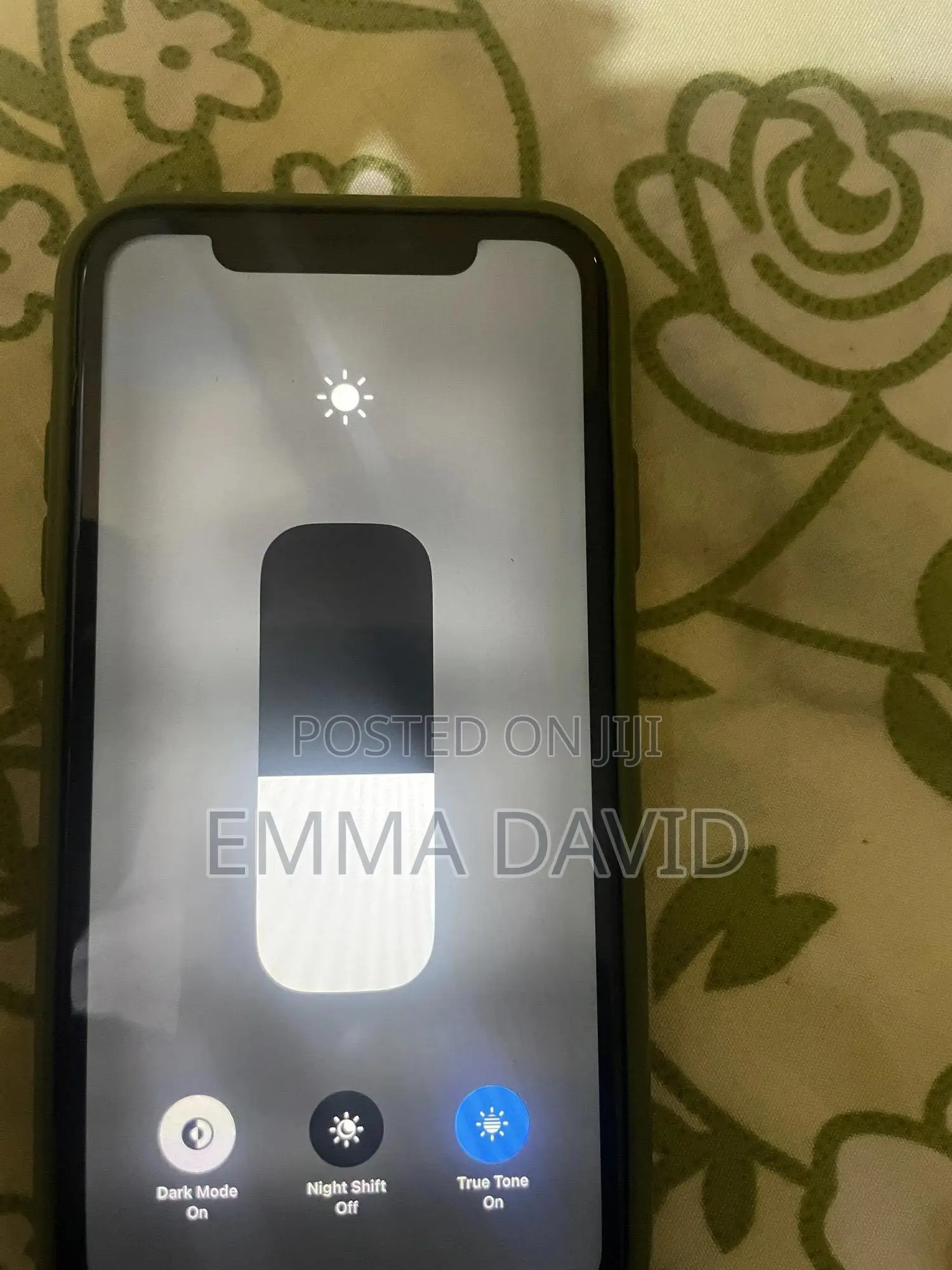 Apple iPhone XR 64 GB White