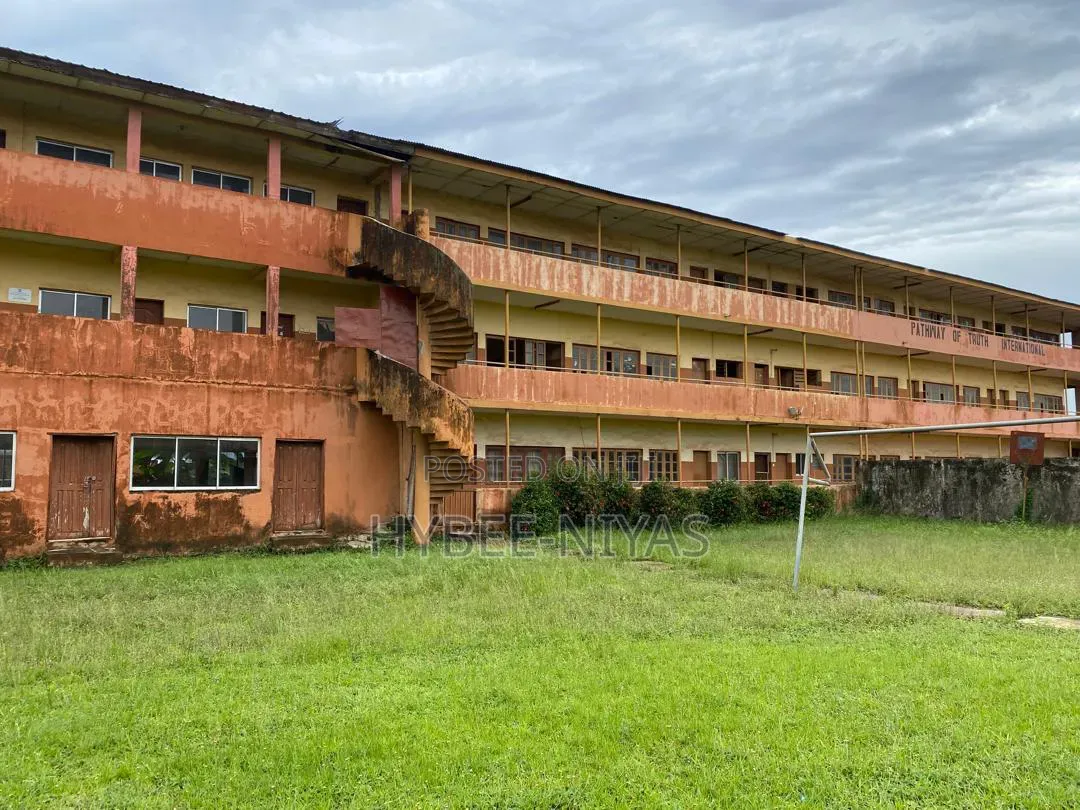 School for Sell