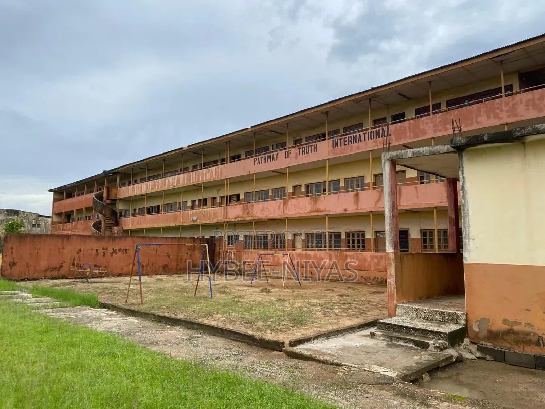 School for Sell