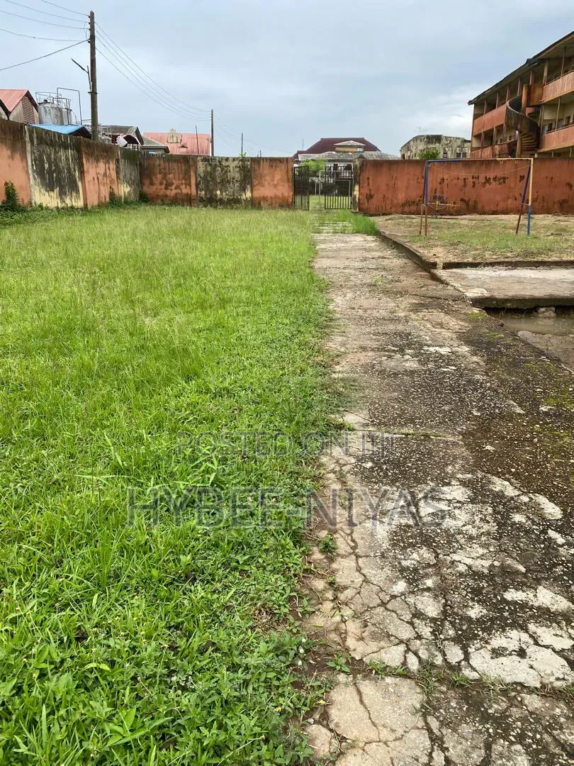 School for Sell